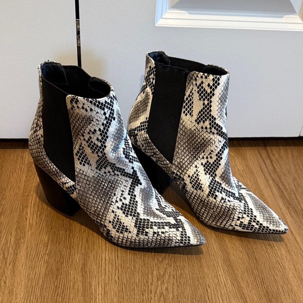 Lulu's Black and White Snakeskin Ankle Booties